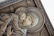 Резная икона «Владимирская икона Божией Матери» из дуба(арт.И-00037) - уменьшенное фото.№9